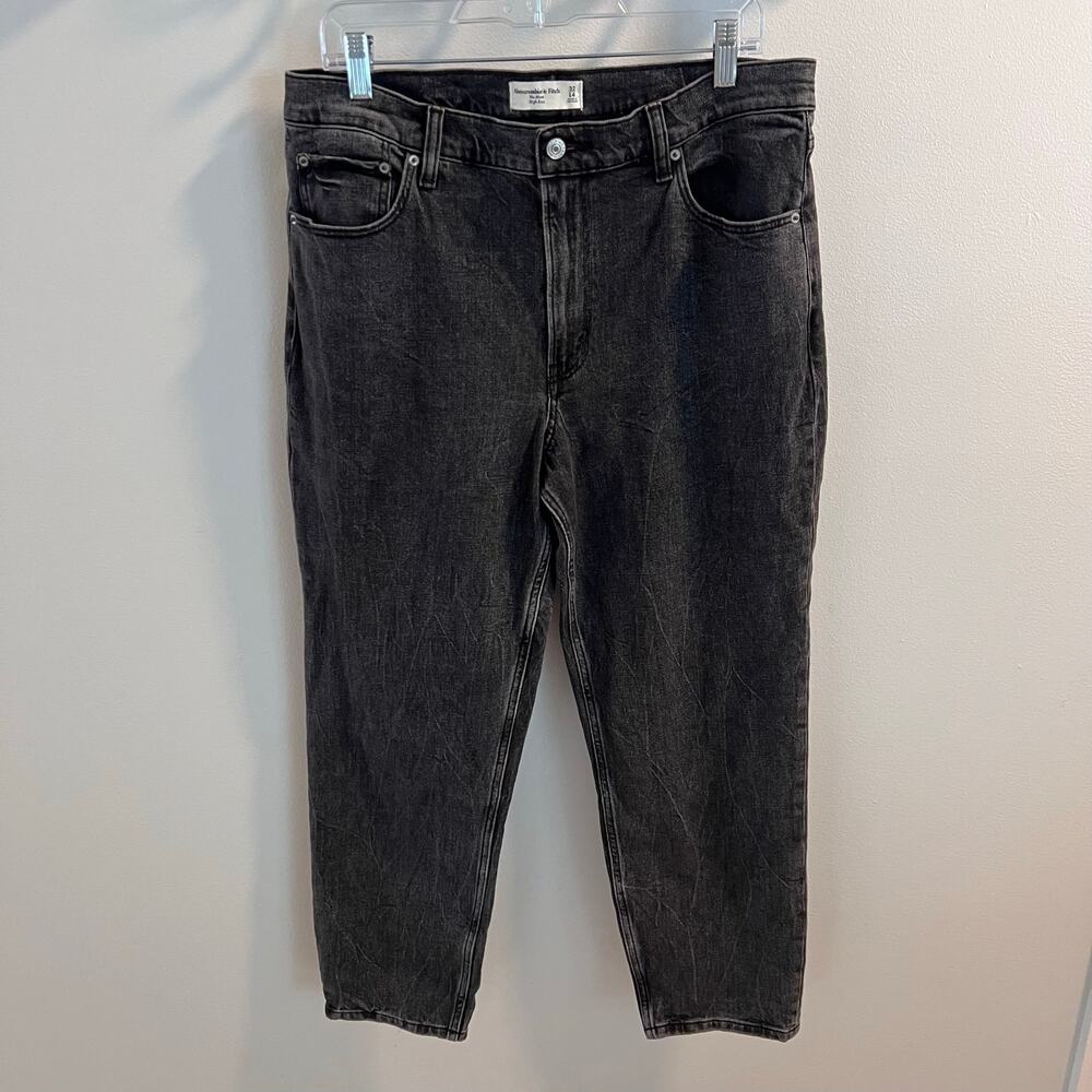 Abercrombie & Fitch Black The Mom High Rise Jeans Size 32 / 14